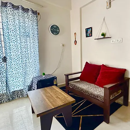Comfy Haven In Whitefield Apartment